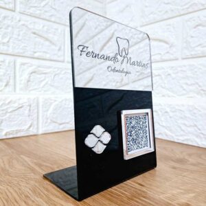 Mini Display com 1 Qrcode personalizado